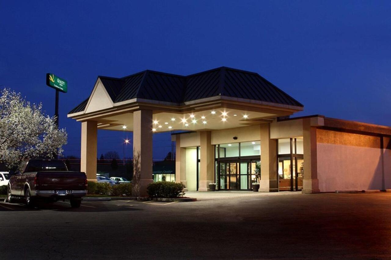 Quality Inn And Conference Center Springfield Exterior foto